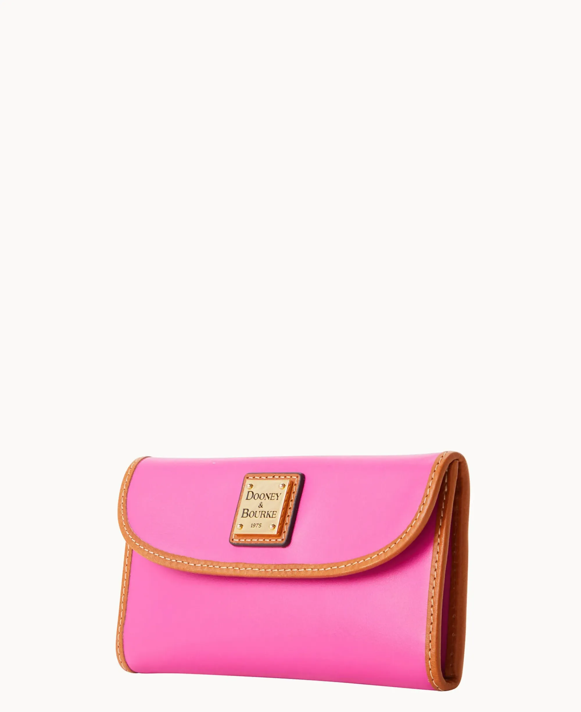 Dooney & Bourke Grab and Go|Clutches<Wexford Leather Continental Clutch Magenta